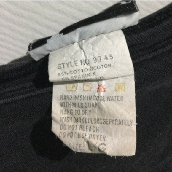 Jean Work & Company Women’s Black V-Neck Tank Top - Picture 4 of 7